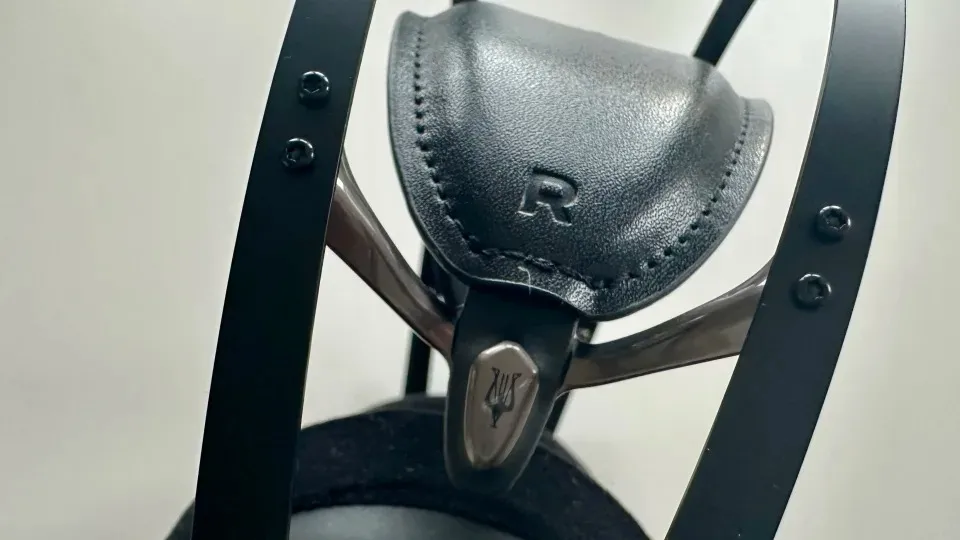 Meze Audio 105 AER, TechRadar