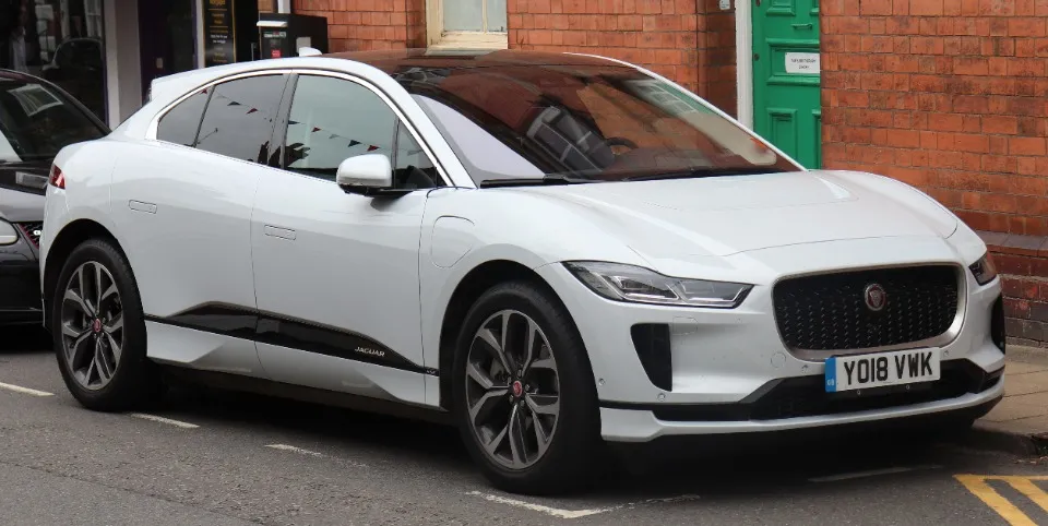 2018 Jaguar I-Pace EV400 AWD Front Taken in Warwick, Wikipedia