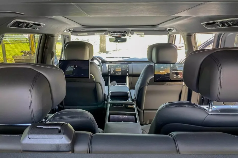 салон Range Rover P530