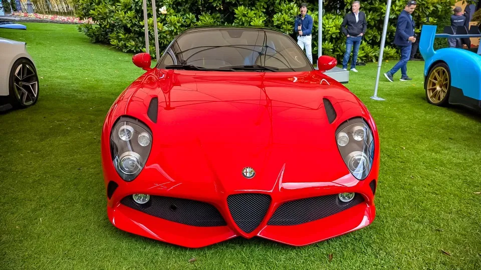 Alfa Romeo 8C