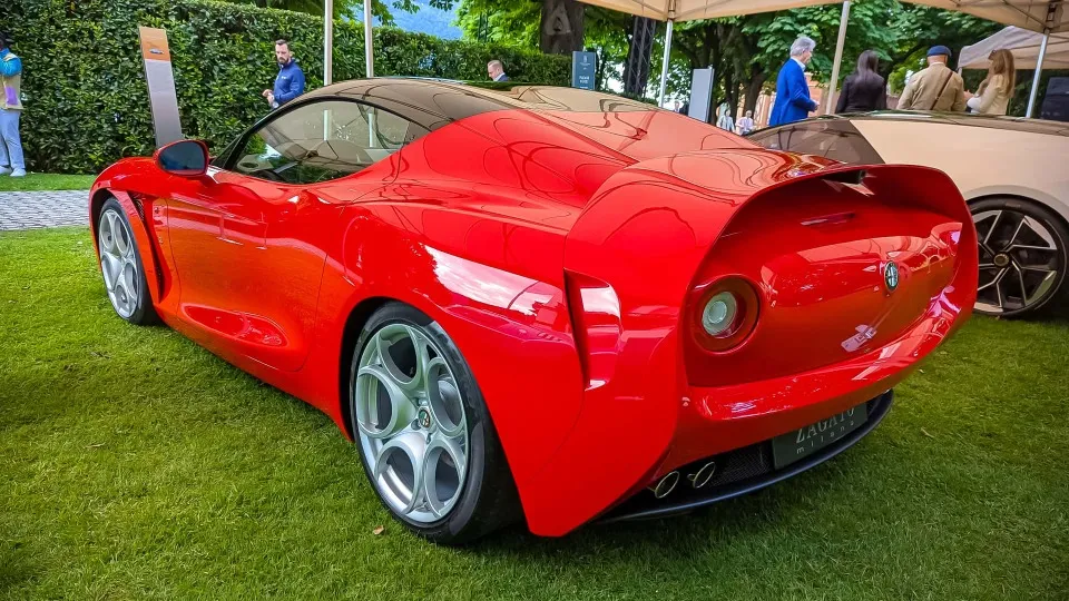 Alfa Romeo 8C