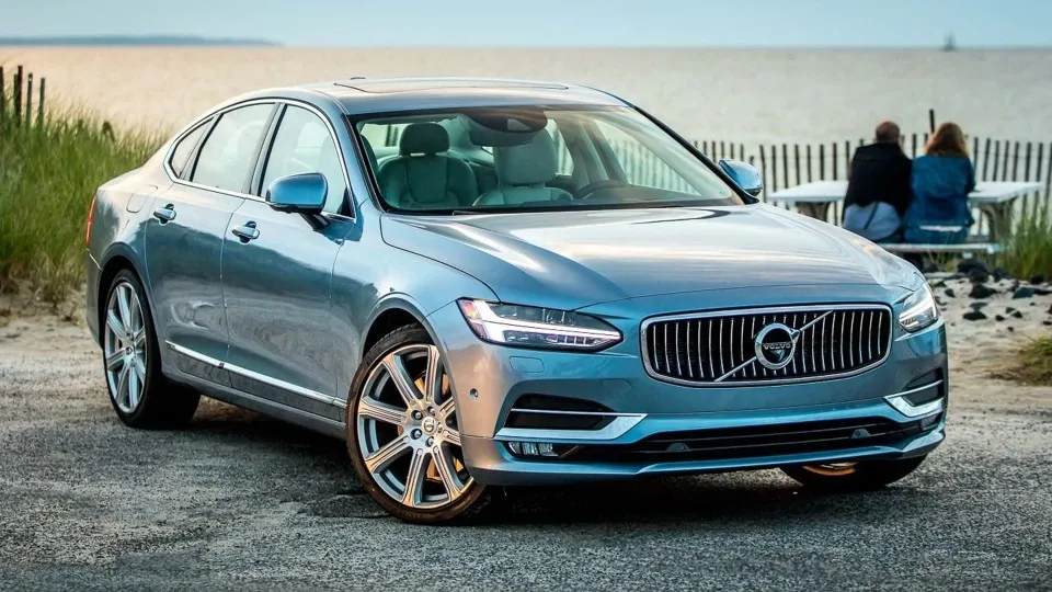 Volvo S90