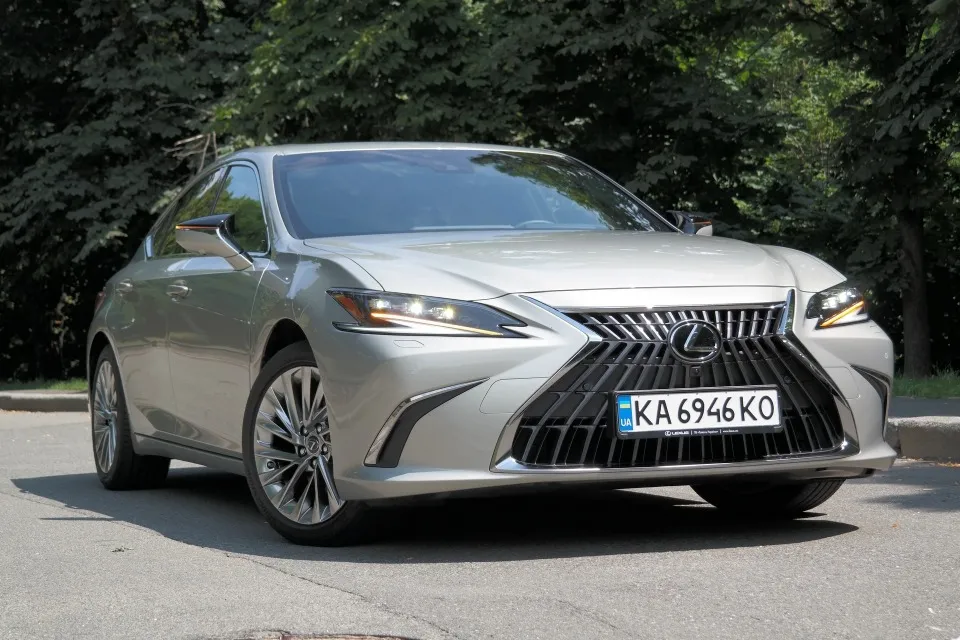 Lexus ES 300h