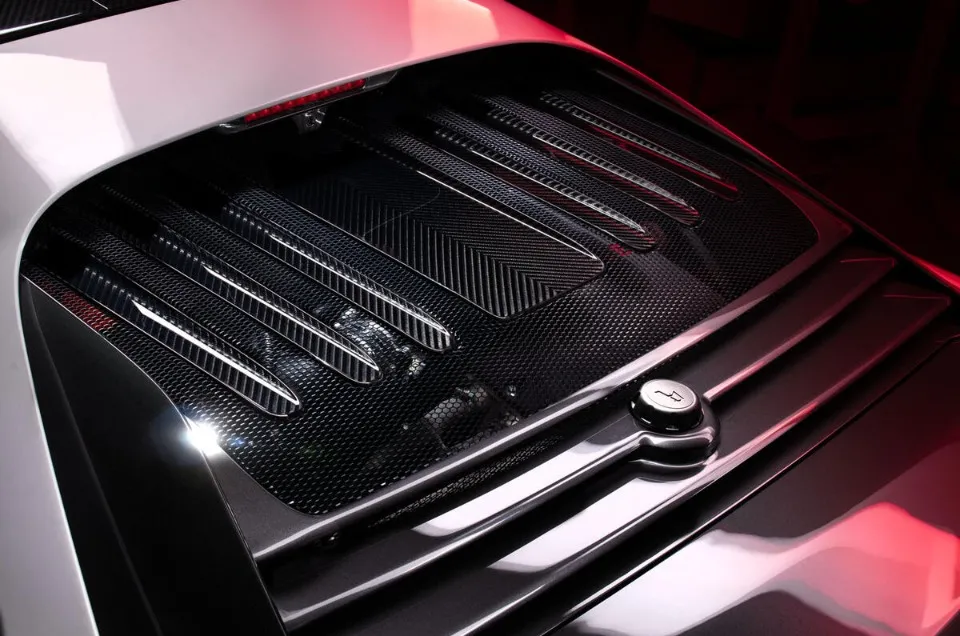 bertone-runabout-front-quarter